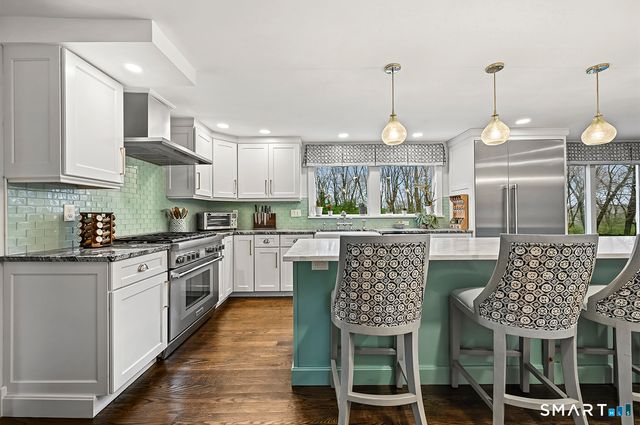 320 Warner Hill Road, Fairfield, CT 06890