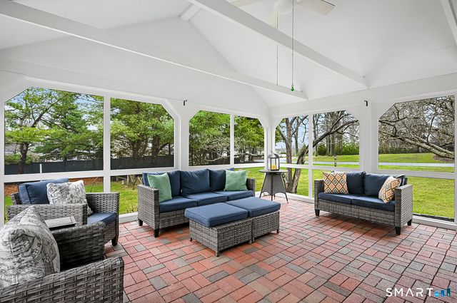 320 Warner Hill Road, Fairfield, CT 06890