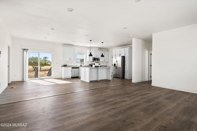 12486 W Picture Rocks Road, Tucson, AZ 85743