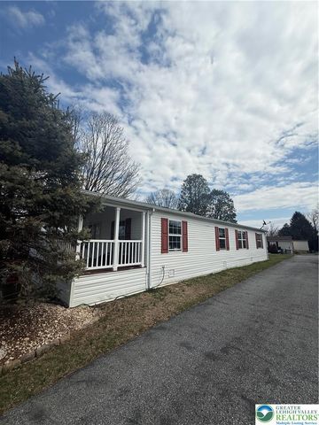 3616 Lil Wolf Circle, South Whitehall Twp, PA 18069