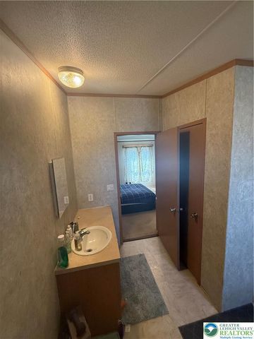 3616 Lil Wolf Circle, South Whitehall Twp, PA 18069