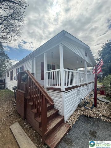 3616 Lil Wolf Circle, South Whitehall Twp, PA 18069
