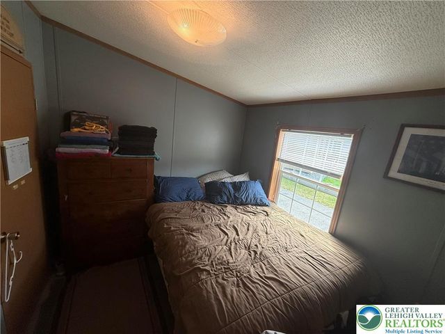 3616 Lil Wolf Circle, South Whitehall Twp, PA 18069