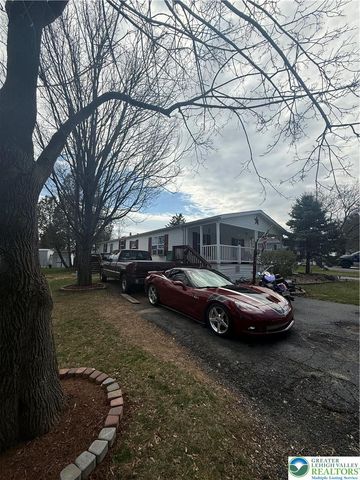 3616 Lil Wolf Circle, South Whitehall Twp, PA 18069