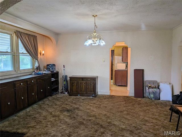 15 Hereford Avenue, St Louis, MO 63135