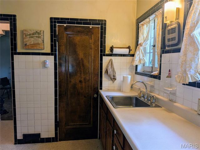 15 Hereford Avenue, St Louis, MO 63135
