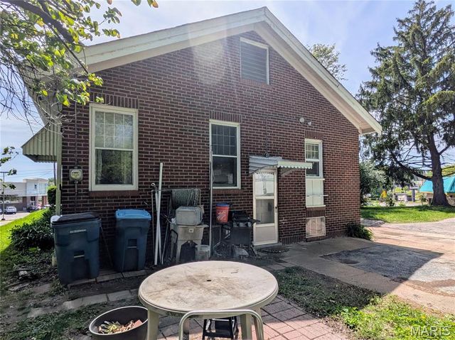15 Hereford Avenue, St Louis, MO 63135