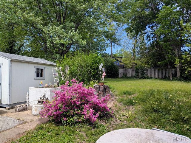 15 Hereford Avenue, St Louis, MO 63135