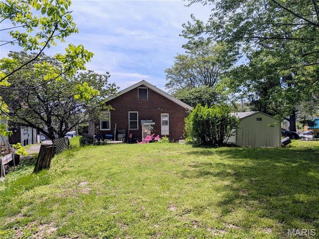 15 Hereford Avenue, St Louis, MO 63135