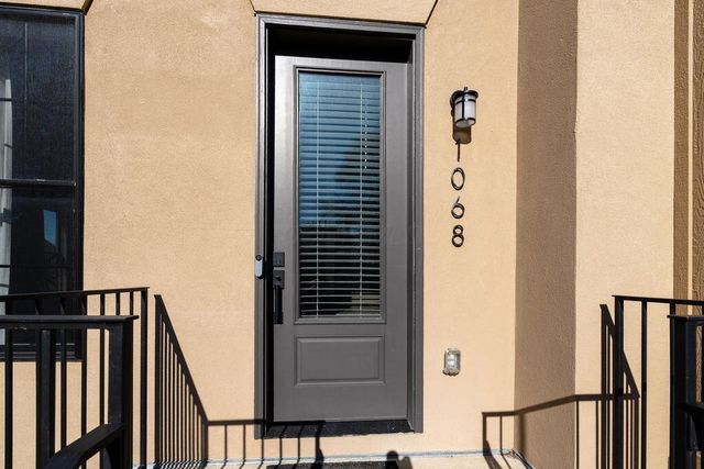 1068 Bryden Road, I, Columbus, OH 43205