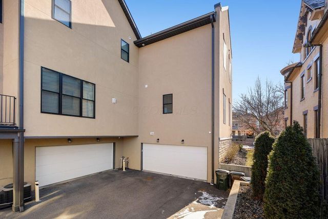 1068 Bryden Road, I, Columbus, OH 43205