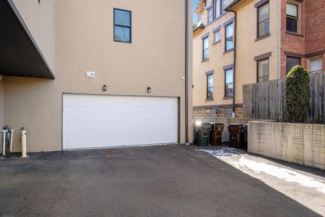 1068 Bryden Road, I, Columbus, OH 43205