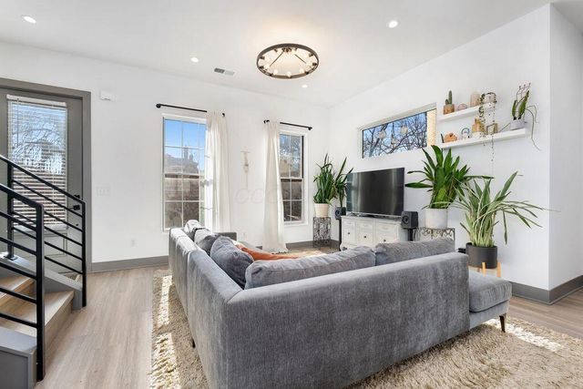 1068 Bryden Road, I, Columbus, OH 43205