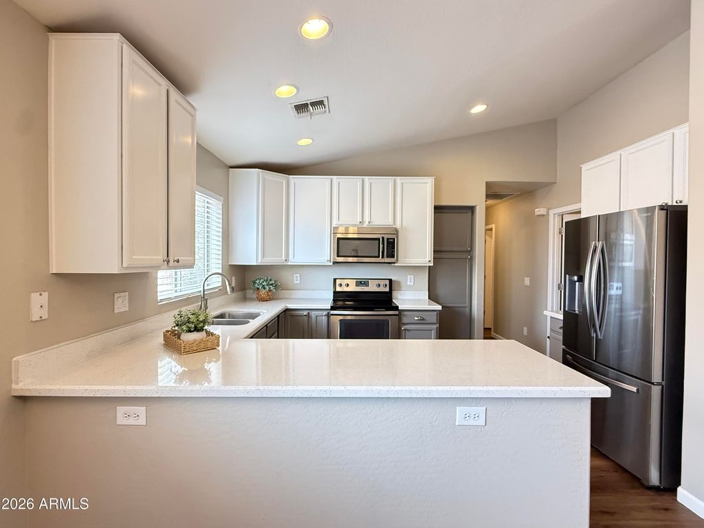 18836 N TOLEDO Avenue, Maricopa, AZ 85138 — photo 3