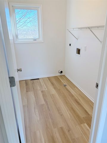 4458 Ashley Park Drive, West Des Moines, IA 50265