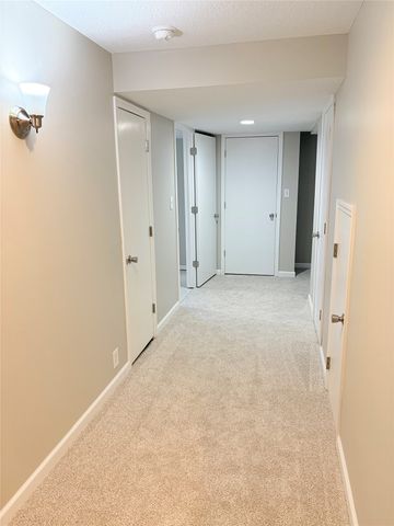 4458 Ashley Park Drive, West Des Moines, IA 50265