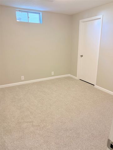 4458 Ashley Park Drive, West Des Moines, IA 50265