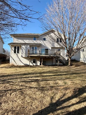 4458 Ashley Park Drive, West Des Moines, IA 50265