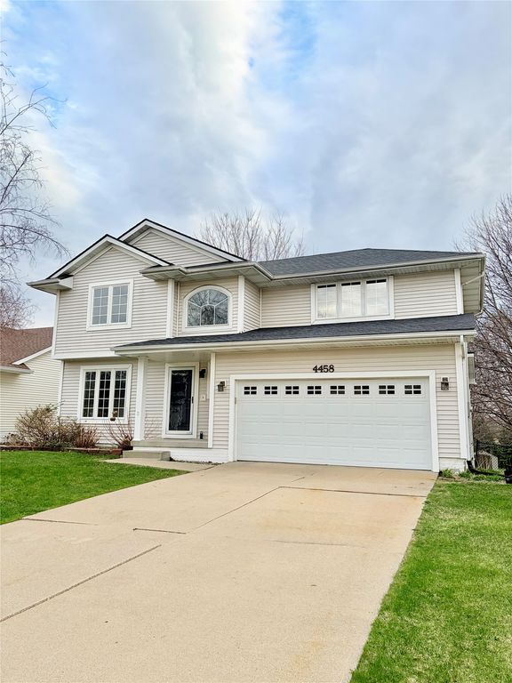 4458 Ashley Park Drive, West Des Moines, IA 50265