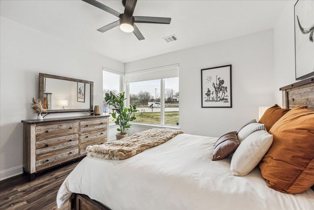 702 Poe CIR, Pflugerville, TX 78660