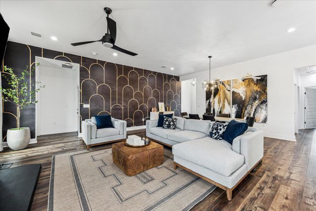 702 Poe CIR, Pflugerville, TX 78660