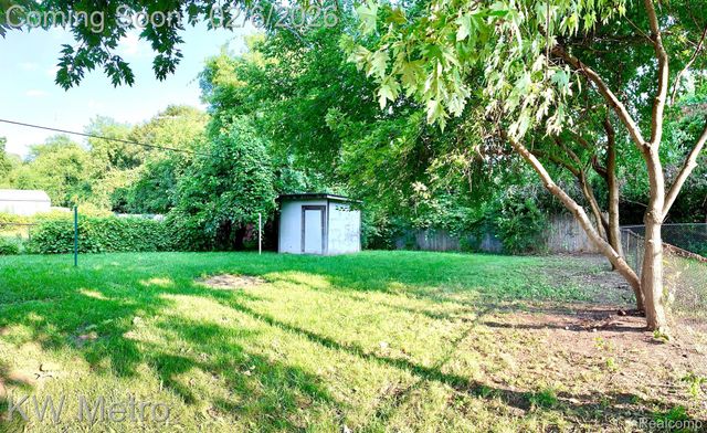 13231 ALBANY Street, Oak Park, MI 48237