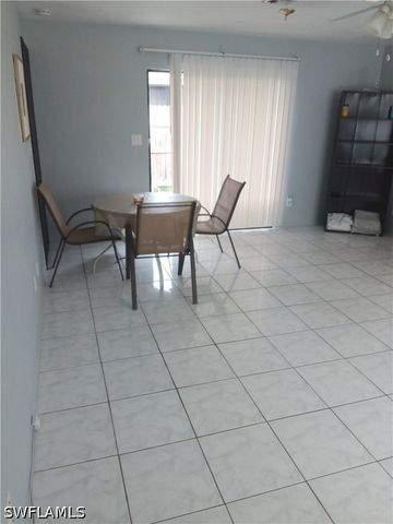 10580 6th ST N, Naples, FL 34108