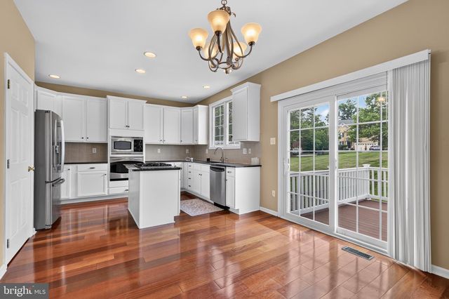 1203 DENTON DR, Chester Springs, PA 19425