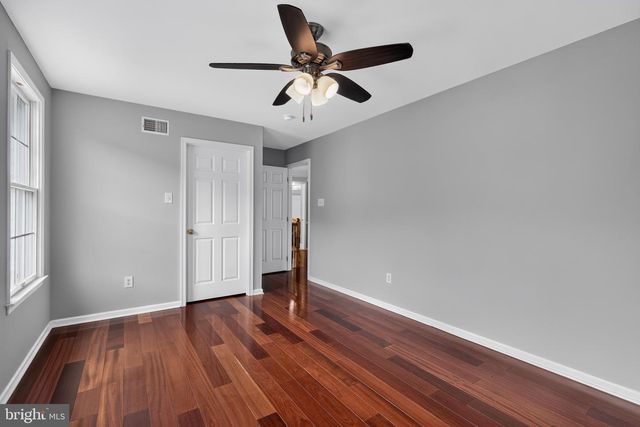 1203 DENTON DR, Chester Springs, PA 19425
