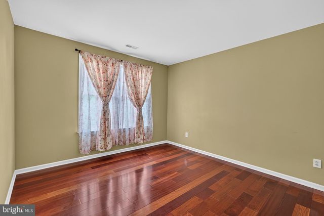 1203 DENTON DR, Chester Springs, PA 19425