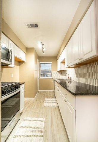 513 Catalpa, Angleton, TX 77515