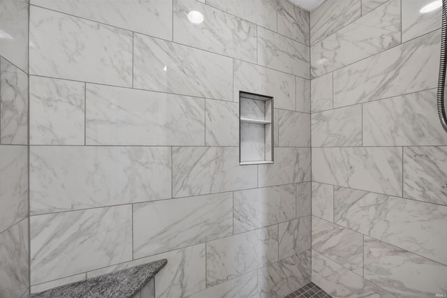 686 E Jessica Street, Ellettsville, IN 47429