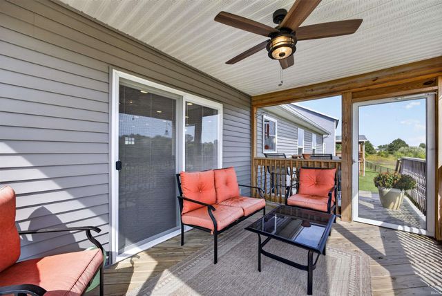 686 E Jessica Street, Ellettsville, IN 47429