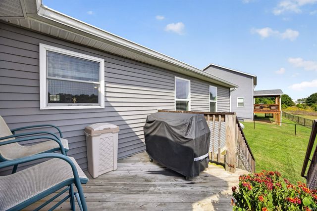686 E Jessica Street, Ellettsville, IN 47429