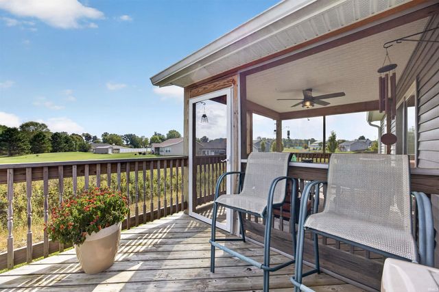686 E Jessica Street, Ellettsville, IN 47429