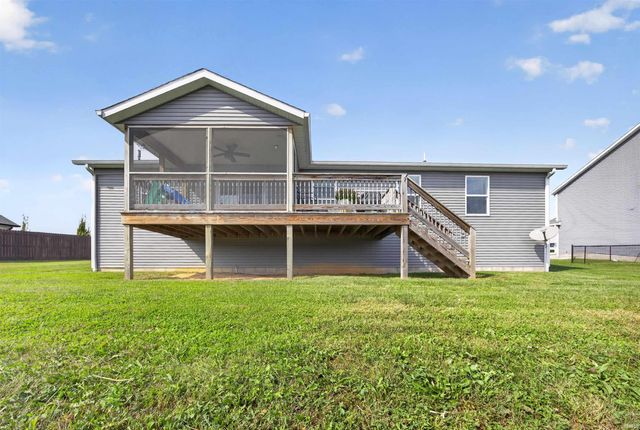 686 E Jessica Street, Ellettsville, IN 47429