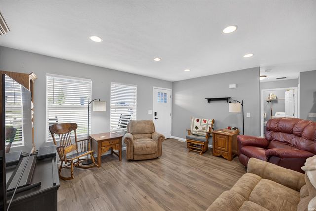 686 E Jessica Street, Ellettsville, IN 47429