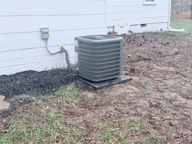 4720 Grant Line Road, New Albany, IN 47150