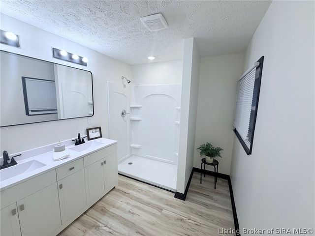 4720 Grant Line Road, New Albany, IN 47150