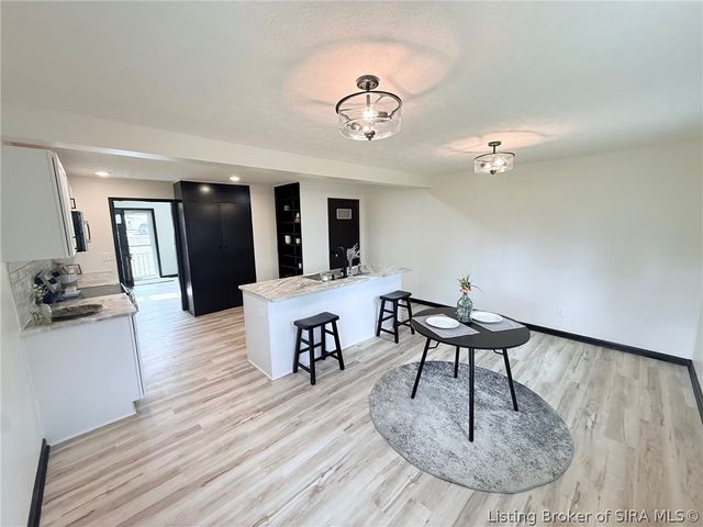 4720 Grant Line Road, New Albany, IN 47150