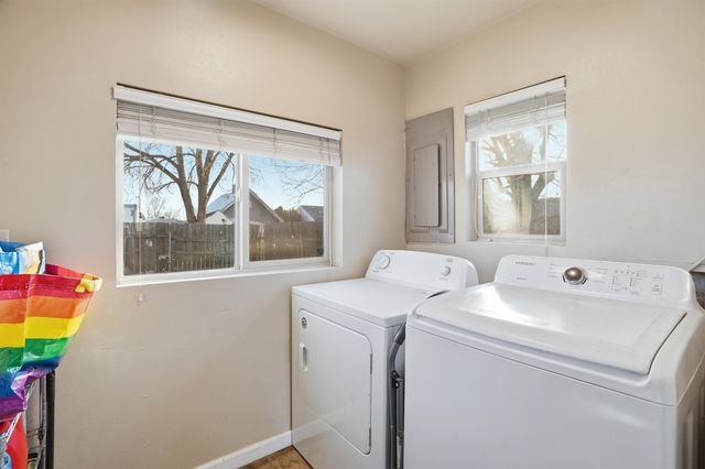 1124 E Garland Ave, Spokane, WA 99207