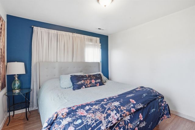 1124 E Garland Ave, Spokane, WA 99207