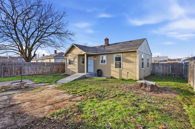 1124 E Garland Ave, Spokane, WA 99207