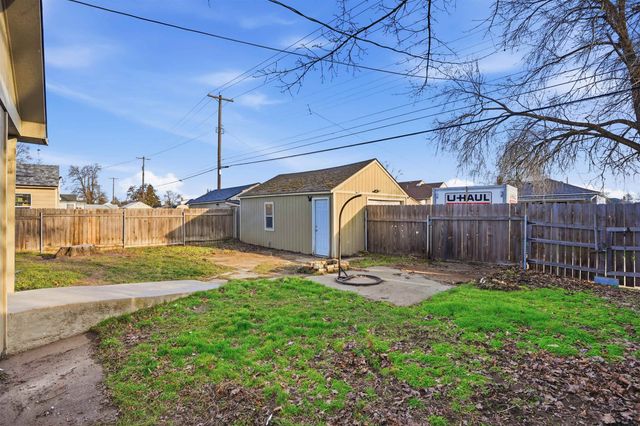1124 E Garland Ave, Spokane, WA 99207