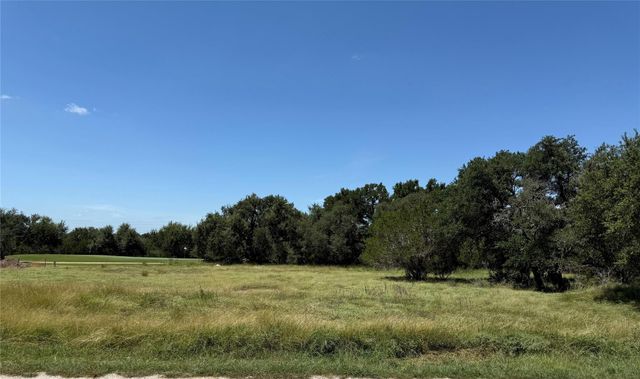 113 N John Bird ST, Blanco, TX 78606