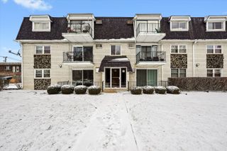 7932 W 93rd Street 2A, Hickory Hills, IL 60457