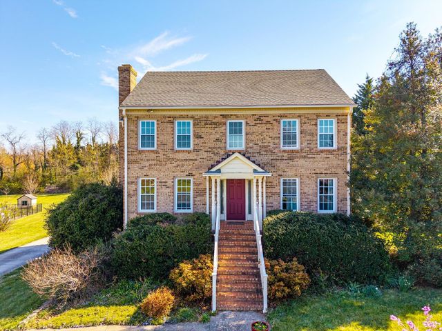 1075 Charmin Drive, Forest, VA 24551