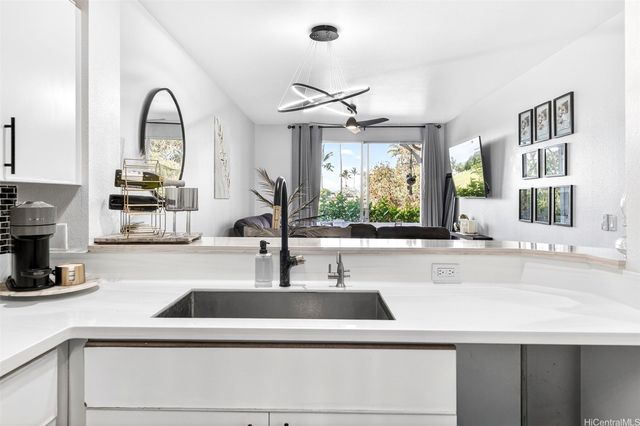 91-1058 Kekuilani Loop 902, Kapolei, HI 96707