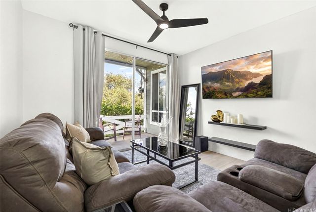 91-1058 Kekuilani Loop 902, Kapolei, HI 96707