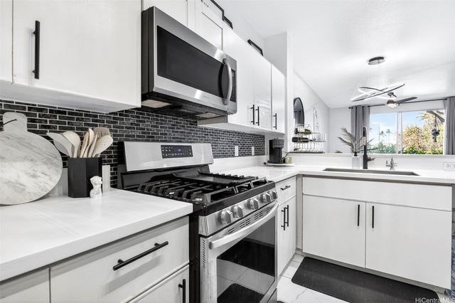 91-1058 Kekuilani Loop 902, Kapolei, HI 96707